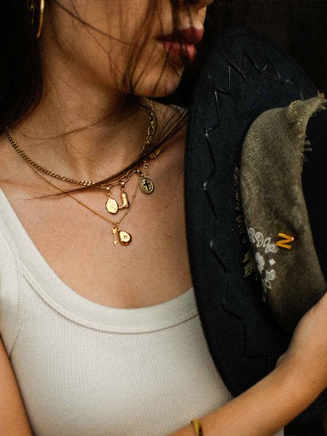 CHARM COLGANTE FLECHA 2