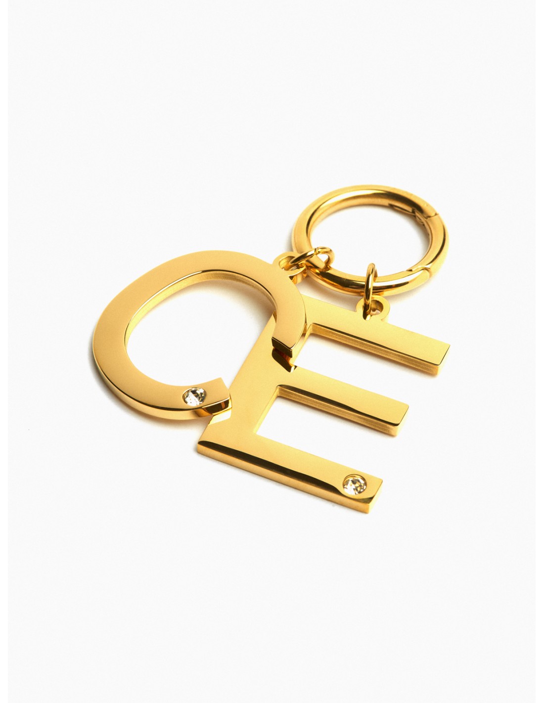 KEYCHAIN ​​WITH LETTER
