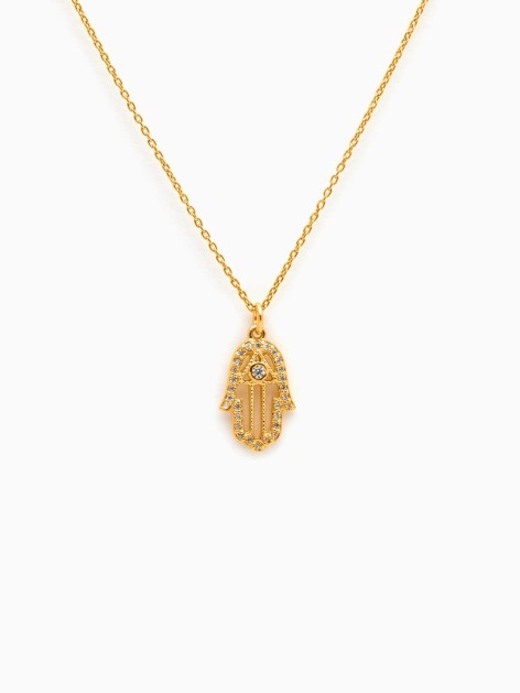Collar de plata de ley bañada en oro con colgante con circonitas en forma de mano de fátima de la marca AmaloA.