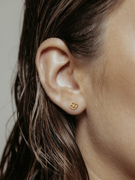 PENDIENTE HORÓSCOPO CÁNCER 2