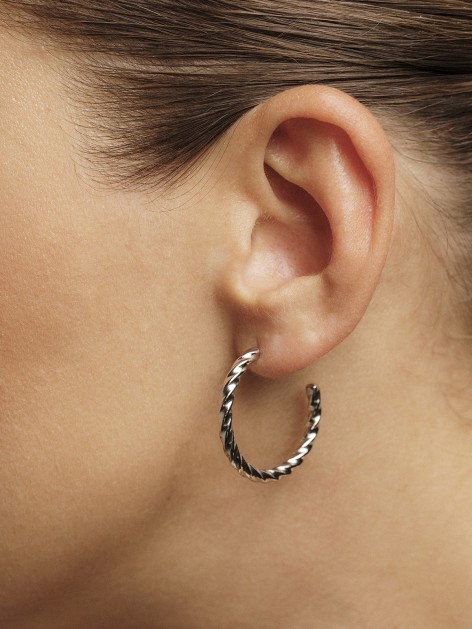 PENDIENTES ARO ENTRELAZADO 2