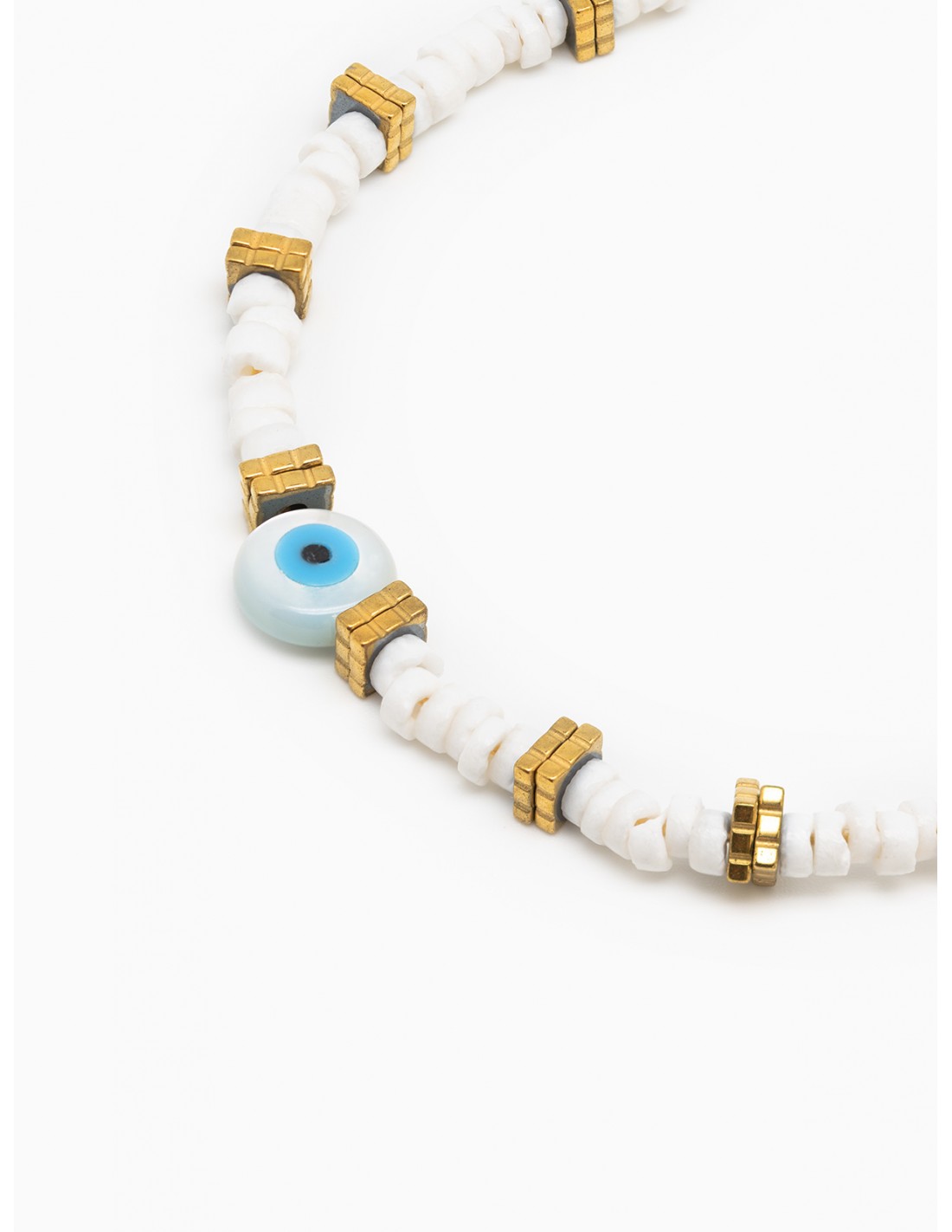 WHITE NECKLACE WITH EYE