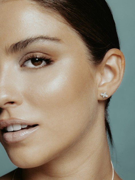 BEE EARRINGS 2