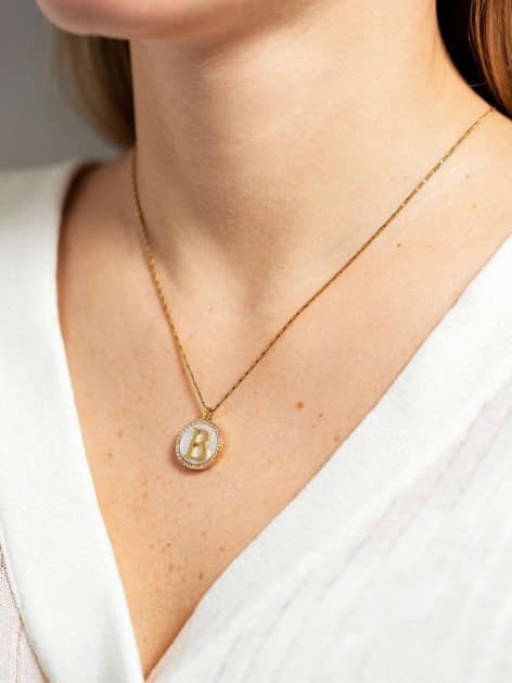 COLLAR INICIAL NÁCAR 2